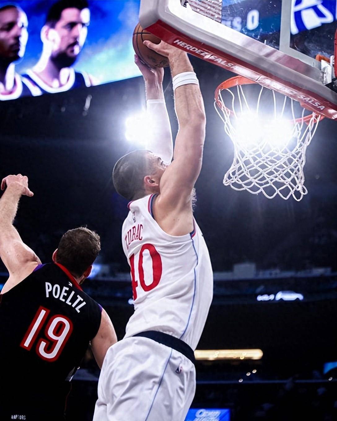 澳亚国际在线登录-图雷伯特火力全开！猛龙主场大胜国王，继续东部之首的简单介绍